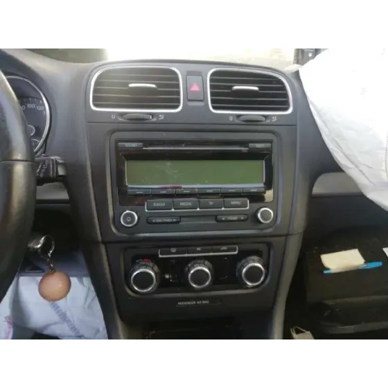 VOLKSWAGEN GOLF VI (5K1) '2010 ADVANCE NEGRO