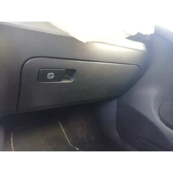 VOLKSWAGEN GOLF VI (5K1) '2010 ADVANCE NEGRO