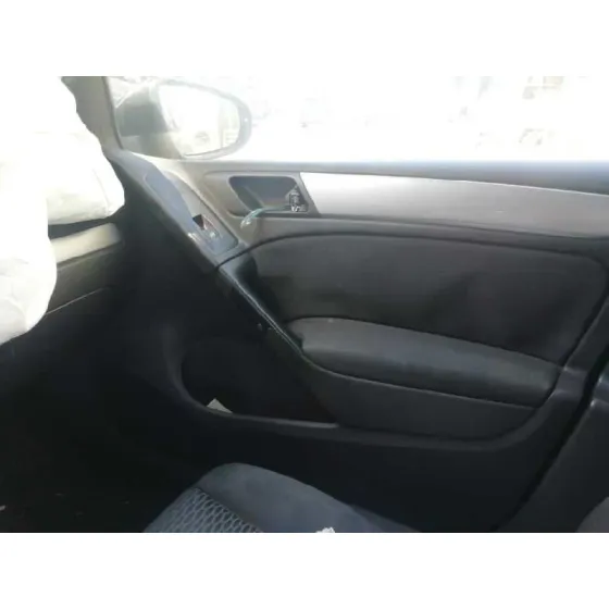 VOLKSWAGEN GOLF VI (5K1) '2010 ADVANCE NEGRO