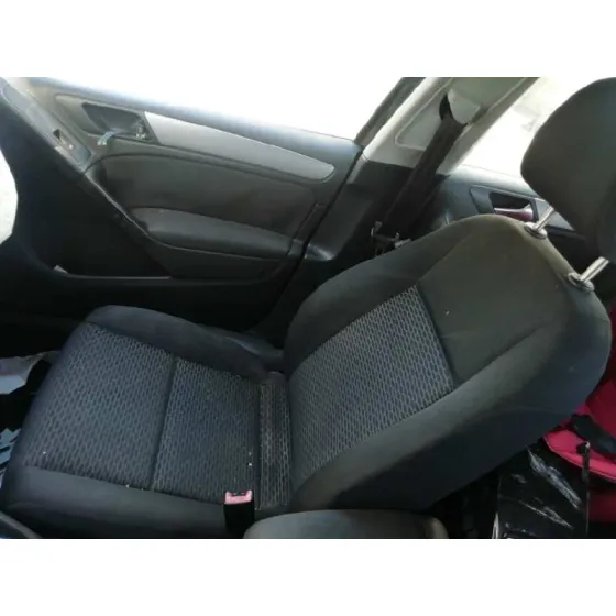 VOLKSWAGEN GOLF VI (5K1) '2010 ADVANCE NEGRO