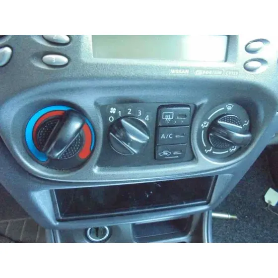 NISSAN ALMERA (N16/E) '2001 ACENTA PLATA