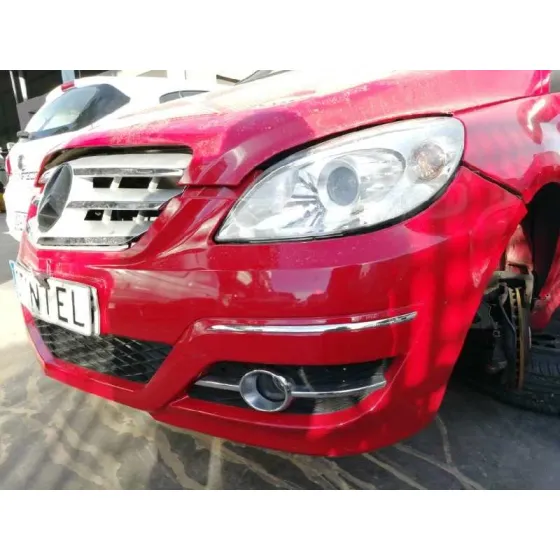 MERCEDES CLASE B (W245) '2010 180 CDI (245.207) ROJO