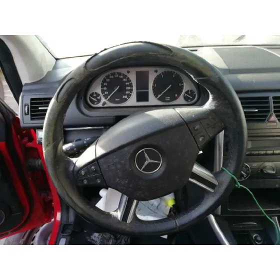 MERCEDES CLASE B (W245) '2010 180 CDI (245.207) ROJO
