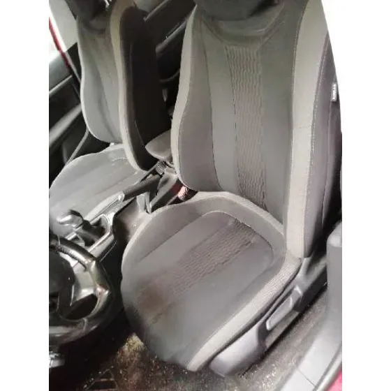 PEUGEOT 308 '2016 STYLE ROJO