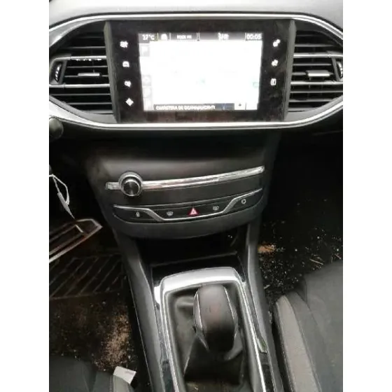 PEUGEOT 308 '2016 STYLE ROJO