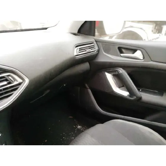 PEUGEOT 308 '2016 STYLE ROJO