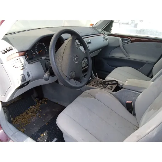 Mercedes-Benz CLASE E (W210) 1999