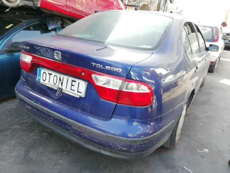 SEAT TOLEDO (1M2) '2003 1.6 16V AZUL