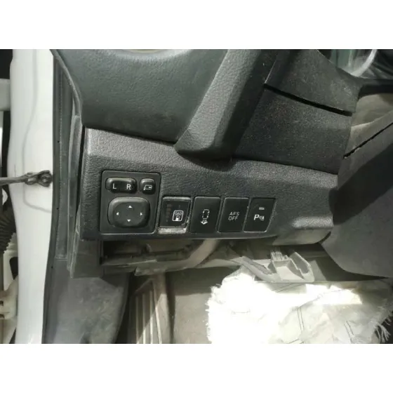 TOYOTA AURIS '2014 HYBRID ACTIVE BLANCO