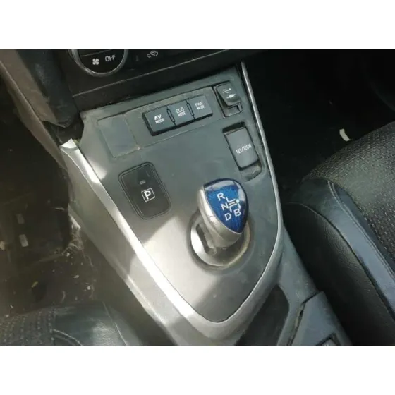 TOYOTA AURIS '2014 HYBRID ACTIVE BLANCO