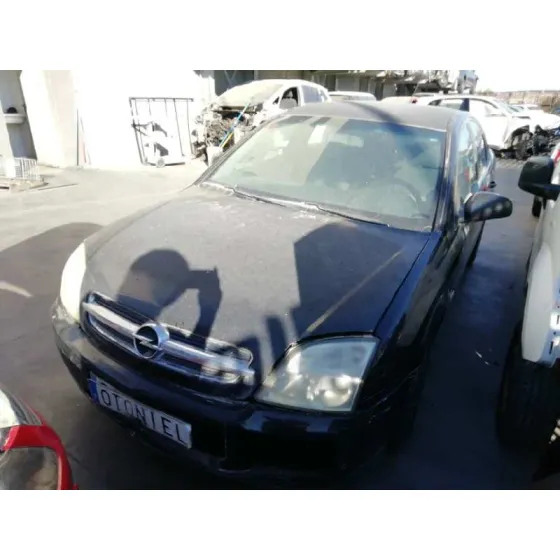OPEL VECTRA C BERLINA '2005 COMFORT NEGRO