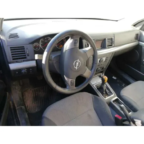 OPEL VECTRA C BERLINA '2005 COMFORT NEGRO
