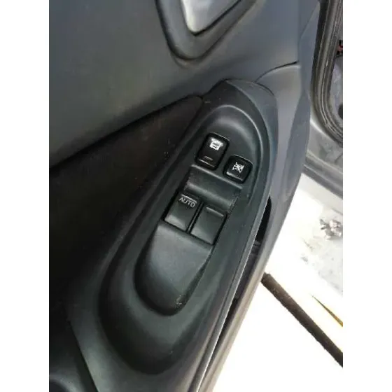 NISSAN ALMERA (N16/E) '2004 ACENTA GRIS OSCURO
