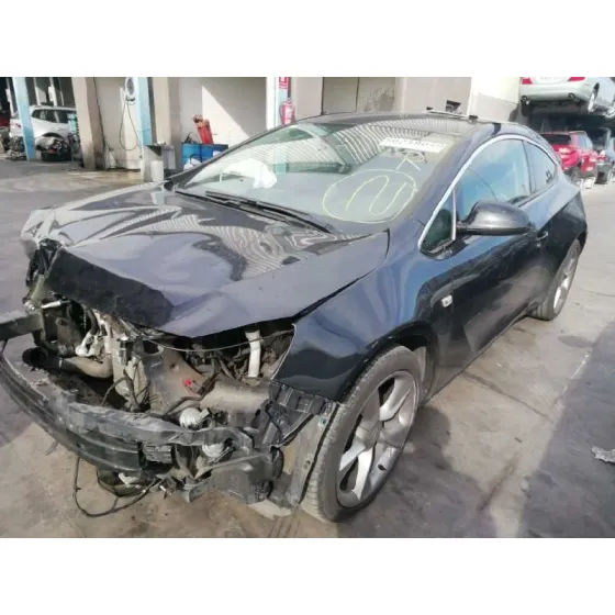 OPEL ASTRA J GTC '2012 SPORT
