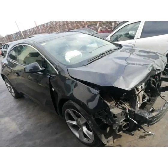 OPEL ASTRA J GTC '2012 SPORT
