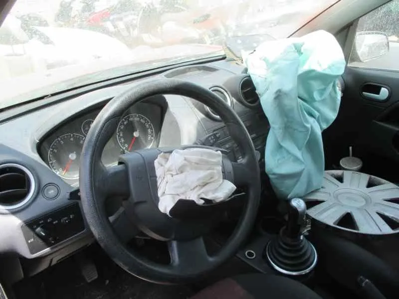 FORD FIESTA (CBK) '2006 AMBIENTE GRANATE
