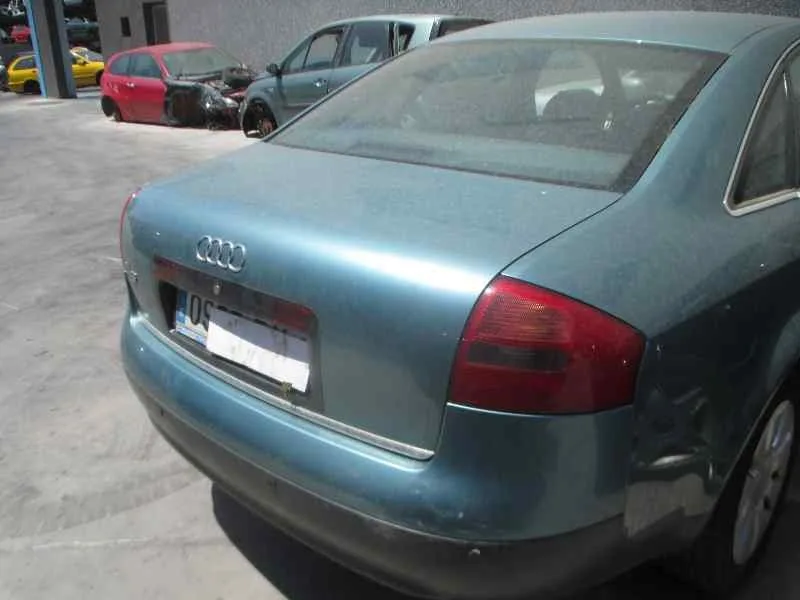 AUDI A6 BERLINA (4B2) AUDI A6 BERLINA (4B2) '1998 2.5 TDI VERDE 1997