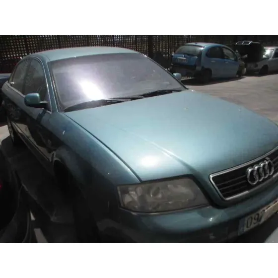 AUDI A6 BERLINA (4B2) '1998 2.5 TDI VERDE