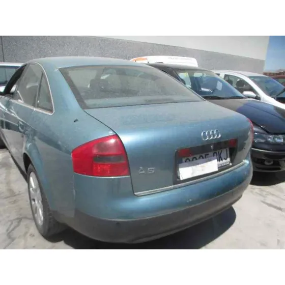 AUDI A6 BERLINA (4B2) '1998 2.5 TDI VERDE