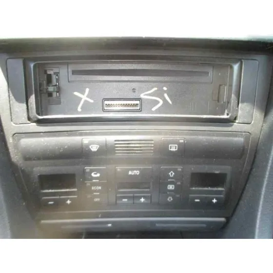 AUDI A6 BERLINA (4B2) '1998 2.5 TDI VERDE