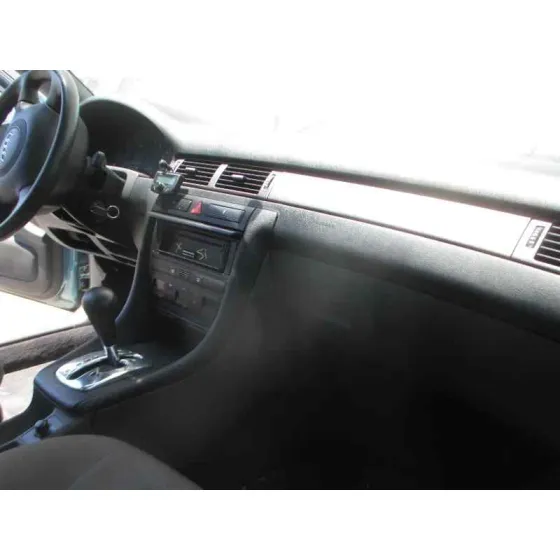 AUDI A6 BERLINA (4B2) '1998 2.5 TDI VERDE