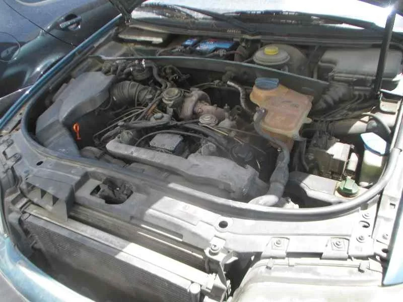 AUDI A6 BERLINA (4B2) '1998 2.5 TDI VERDE