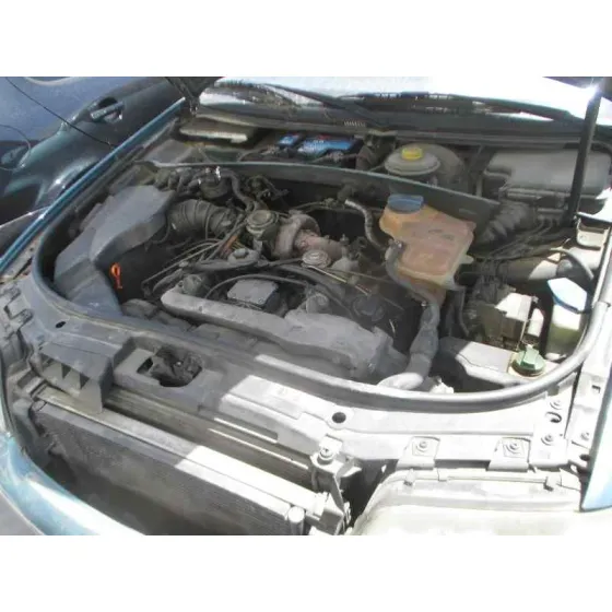 AUDI A6 BERLINA (4B2) '1998 2.5 TDI VERDE