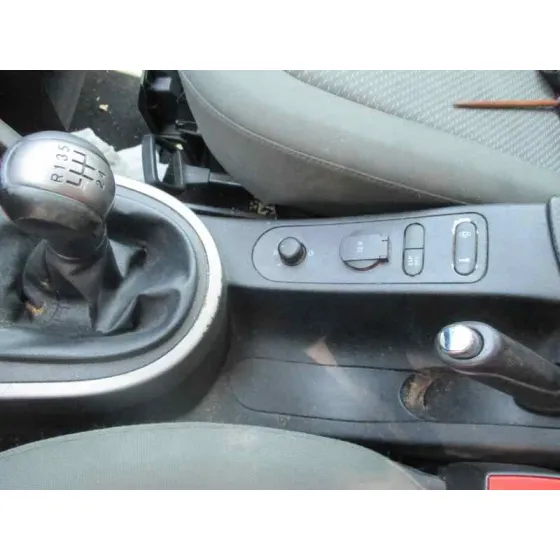 SEAT ALTEA (5P1) '2004 1.6 ROJO