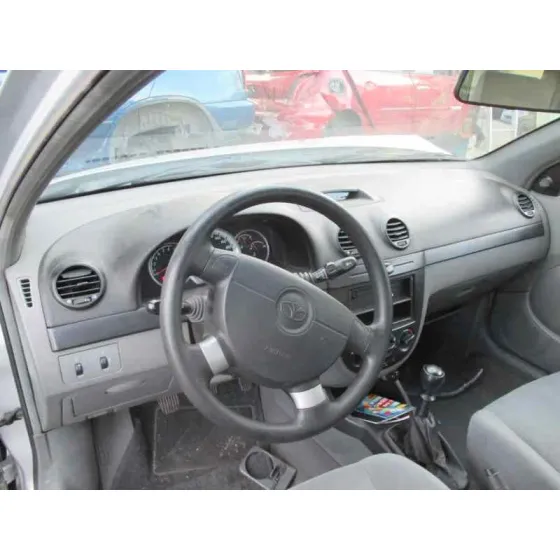 DAEWOO LACETTI '2004 SE GRIS