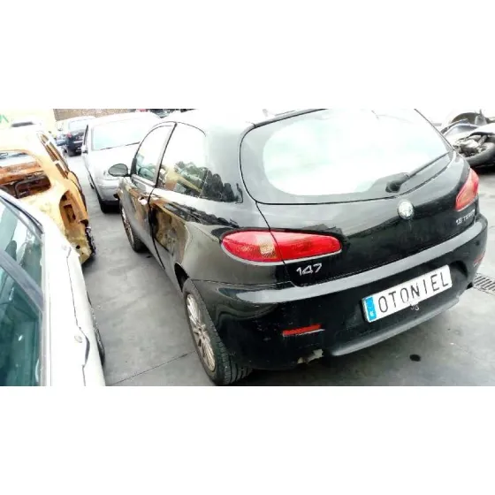 ALFA ROMEO 147 (190) '2007 1.6 TS 105 DISTINCTIVE NEGRO