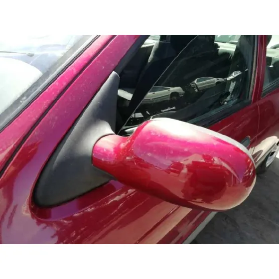 RENAULT MEGANE I FASE 2 BERLINA (BA0) '2001 1.4 16V CENTURY ROJO