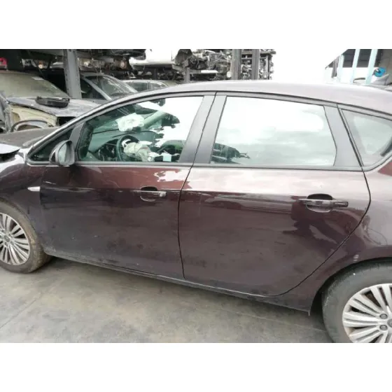 OPEL ASTRA J LIM. '2014 SELECTIVE GRANATE
