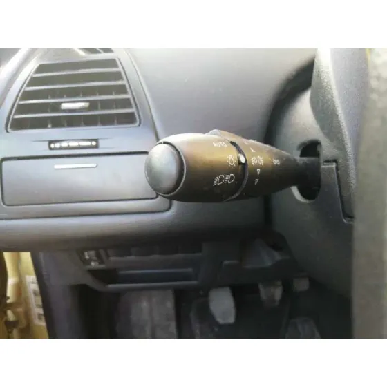 CITROEN C4 COUPE '2005 VTR PLUS PISTACHO