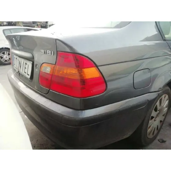 BMW SERIE 3 BERLINA (E46) '2002 318I GRIS OSCURO
