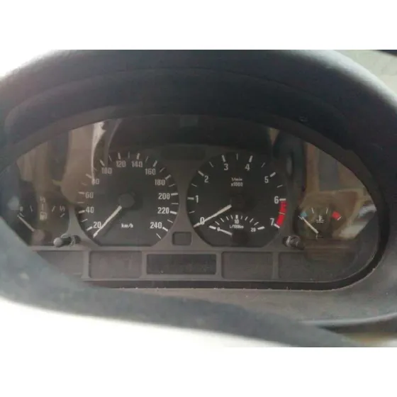 BMW SERIE 3 BERLINA (E46) '2002 318I GRIS OSCURO