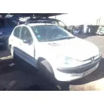 PEUGEOT 206 BERLINA PEUGEOT 206 BERLINA '1999 E-MUSIC BLANCO 2004