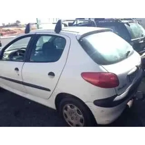PEUGEOT 206 BERLINA '1999 E-MUSIC BLANCO
