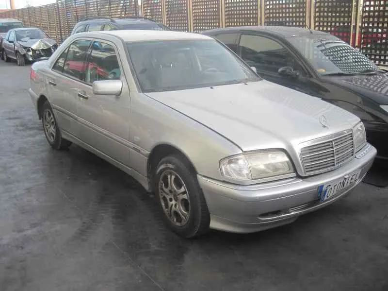 MERCEDES CLASE C (W202) BERLINA '1997 250 TD (202.128) PLATA