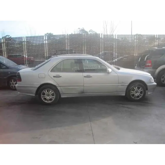 MERCEDES CLASE C (W202) BERLINA '1997 250 TD (202.128) PLATA