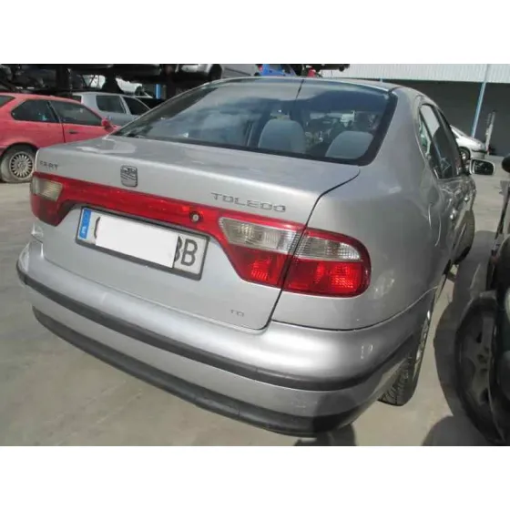 SEAT TOLEDO (1M2) '2000 SELECT PLATA