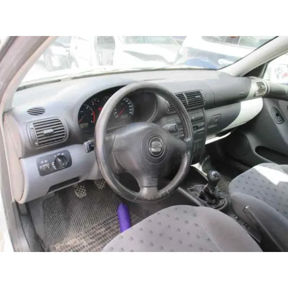 SEAT TOLEDO (1M2) '2000 SELECT PLATA