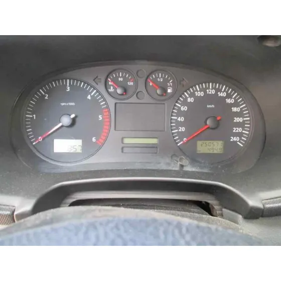 SEAT TOLEDO (1M2) '2000 SELECT PLATA
