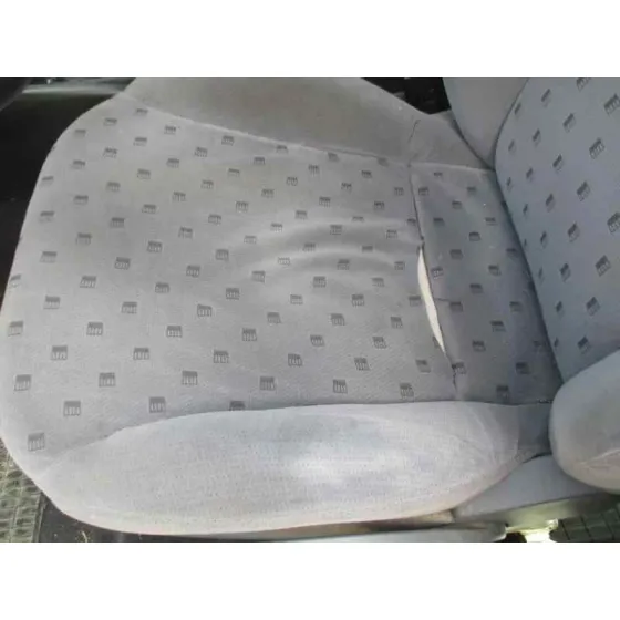 SEAT TOLEDO (1M2) '2000 SELECT PLATA