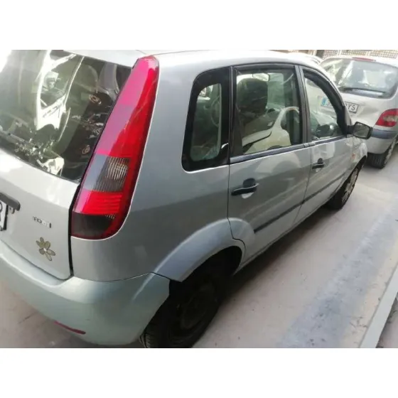 FORD FIESTA (CBK) '2004 1.4 TDCI CAT GRIS