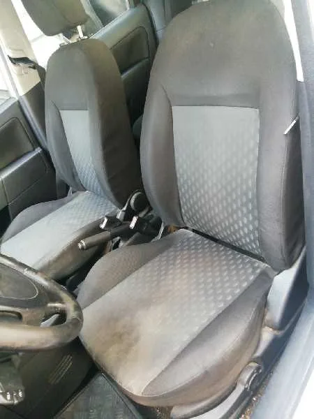 FORD FIESTA (CBK) '2004 1.4 TDCI CAT GRIS