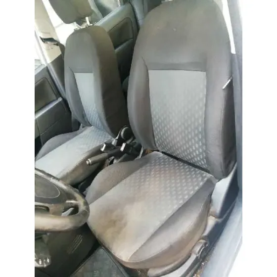 FORD FIESTA (CBK) '2004 1.4 TDCI CAT GRIS