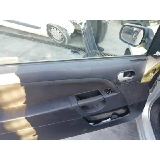 FORD FIESTA (CBK) '2005 1.4 16V CAT GRIS