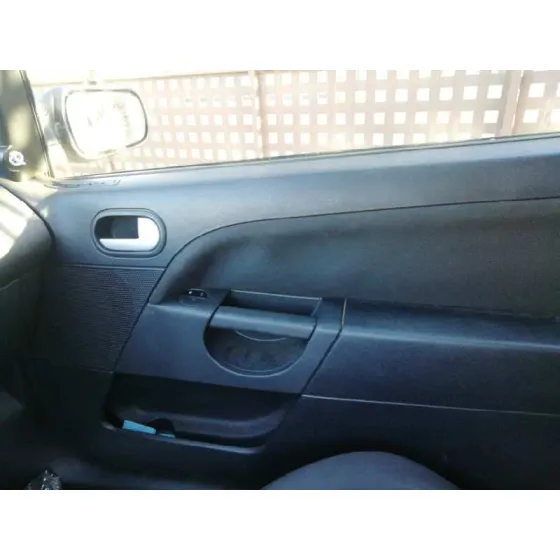 FORD FIESTA (CBK) '2005 1.4 16V CAT GRIS