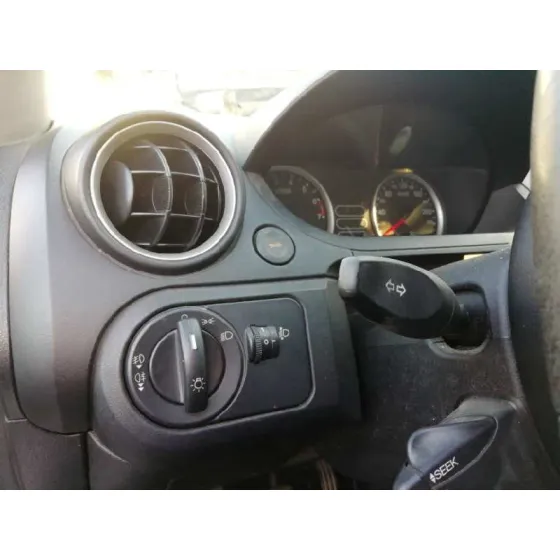 FORD FIESTA (CBK) '2005 1.4 16V CAT GRIS