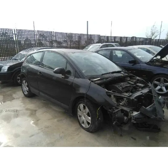CITROEN C4 COUPE '2006 BY LOEB NEGRO